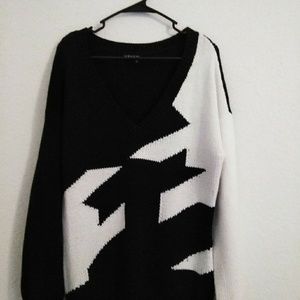 Sweeter L- bi-color white and black